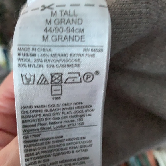 Banana Republic Sweater Dress - Picture 6 of 6